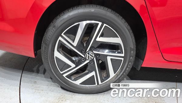 Volkswagen Jetta 2023, фото 5