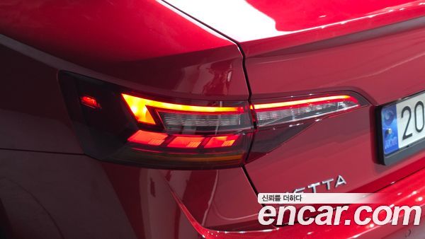 Volkswagen Jetta 2023, фото 9