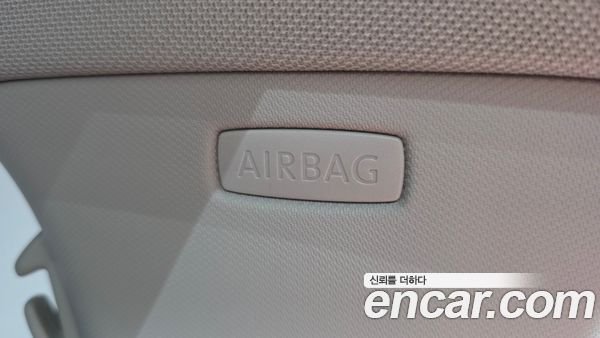 Volkswagen Jetta 2023, фото 32