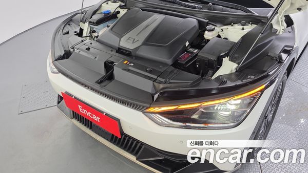 Kia EV6 2022, фото 6