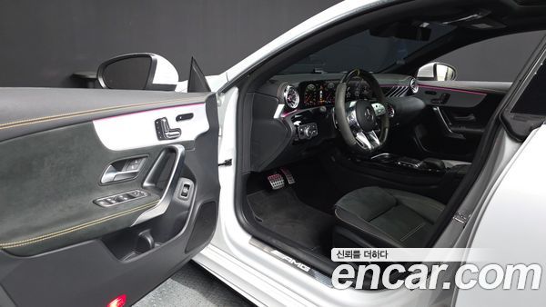Mercedes-Benz CLA 2023, фото 13