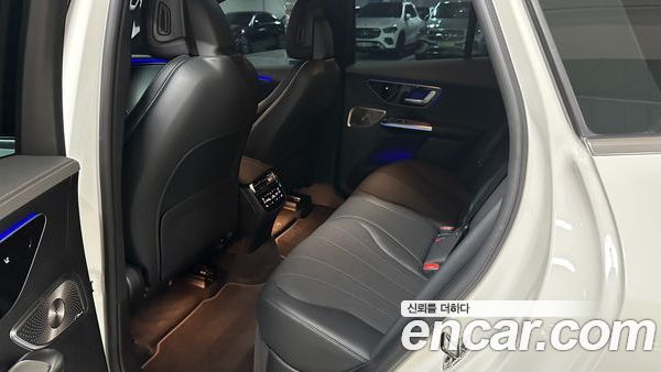 Mercedes-Benz EQE 2024, фото 14