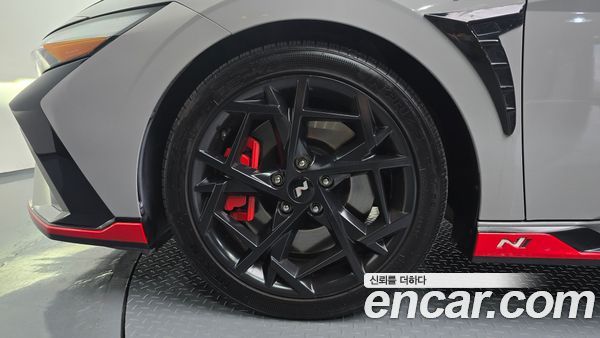 Hyundai Elantra 2025, фото 5