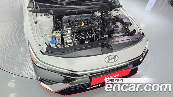 Hyundai Elantra 2025, фото 6
