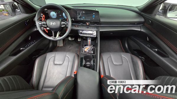 Hyundai Elantra 2025, фото 10