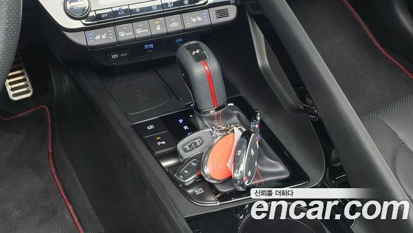 Hyundai Elantra 2025, фото 12