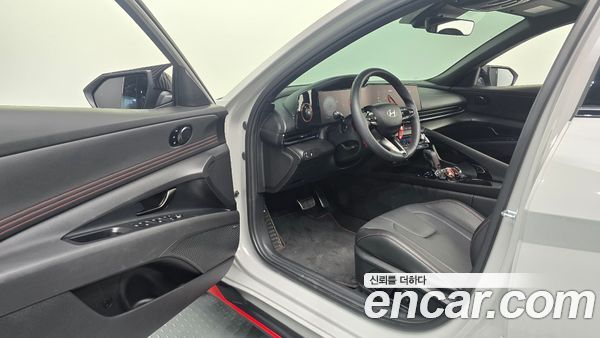 Hyundai Elantra 2025, фото 13