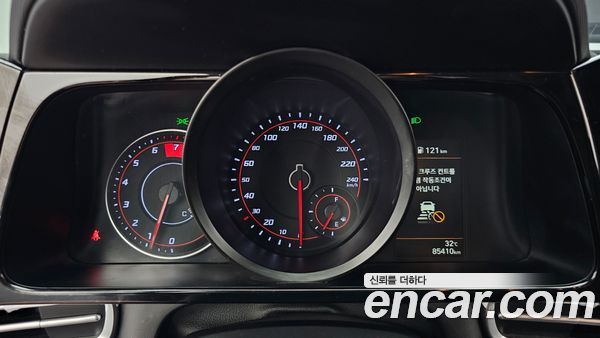 Hyundai Elantra 2021, фото 10