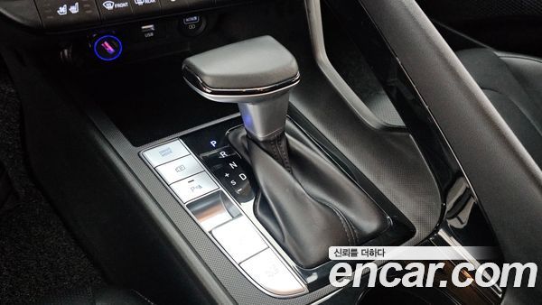 Hyundai Elantra 2021, фото 11
