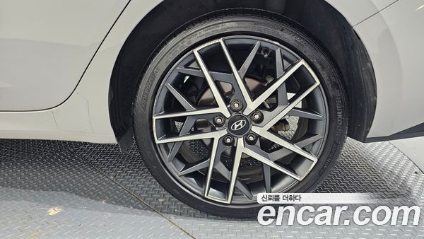 Hyundai Elantra 2021, фото 6