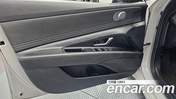 Hyundai Elantra 2021, фото 13