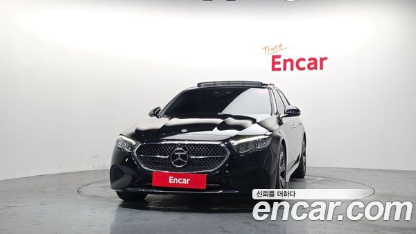Mercedes-Benz E-Class 2025, фото 3