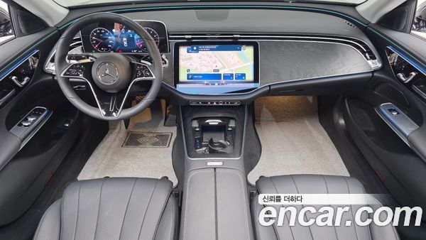 Mercedes-Benz E-Class 2025, фото 10