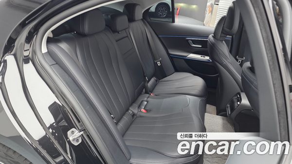 Mercedes-Benz E-Class 2025, фото 18
