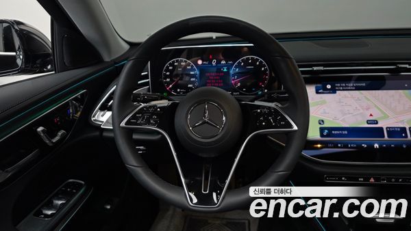 Mercedes-Benz E-Class 2025, фото 20