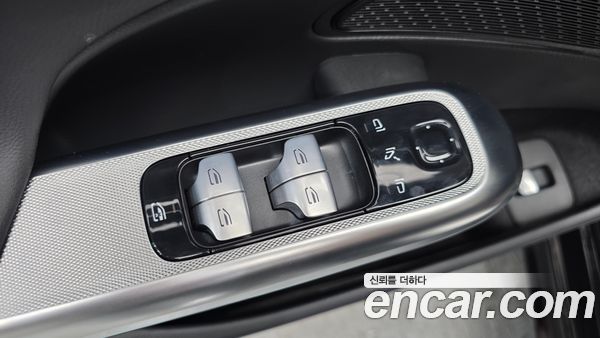 Mercedes-Benz E-Class 2025, фото 27