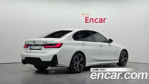 BMW 3 Series 2023, фото 2