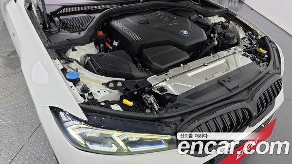 BMW 3 Series 2023, фото 6