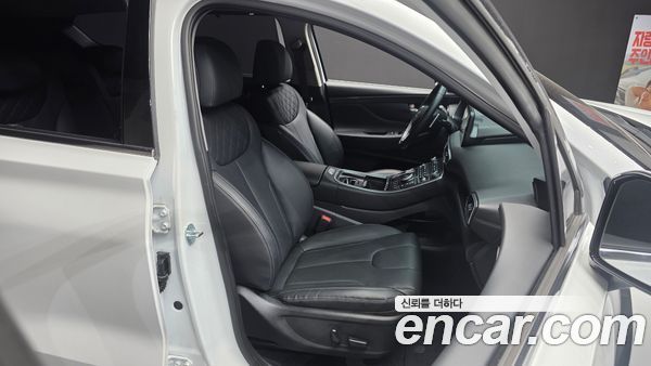 Hyundai Santa Fe 2023, фото 16