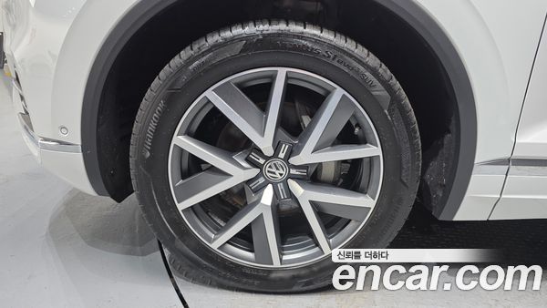 Volkswagen Touareg 2020, фото 5