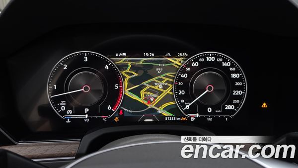 Volkswagen Touareg 2020, фото 8