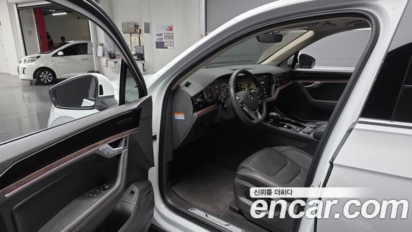 Volkswagen Touareg 2020, фото 10