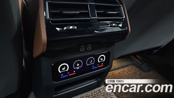 BMW 5 Series 2024, фото 30