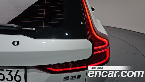 Volvo V60 2025, фото 8