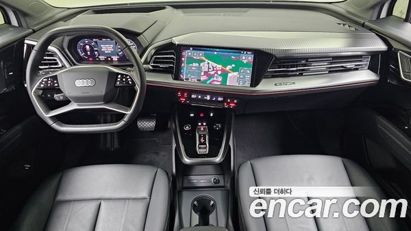 Audi Q4 e-tron 2023, фото 9