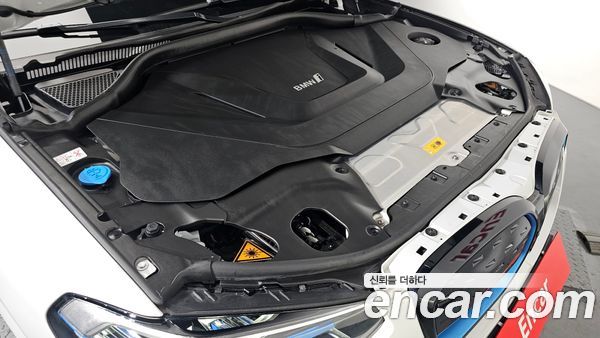 BMW iX3 2024, фото 5