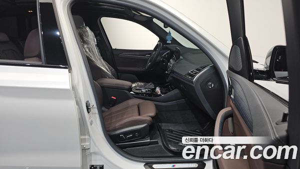 BMW iX3 2024, фото 15