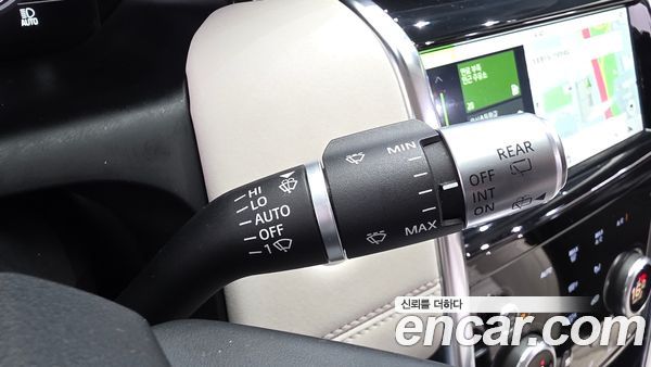 Land Rover Discovery Sport 2020, фото 18