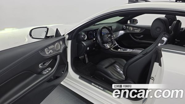 Mercedes-Benz E-Class 2021, фото 13