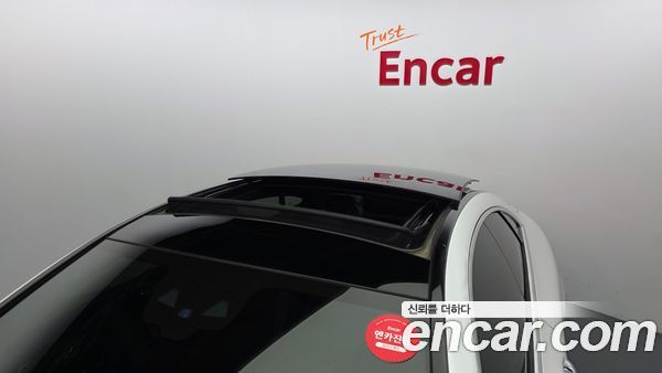 Mercedes-Benz E-Class 2021, фото 24