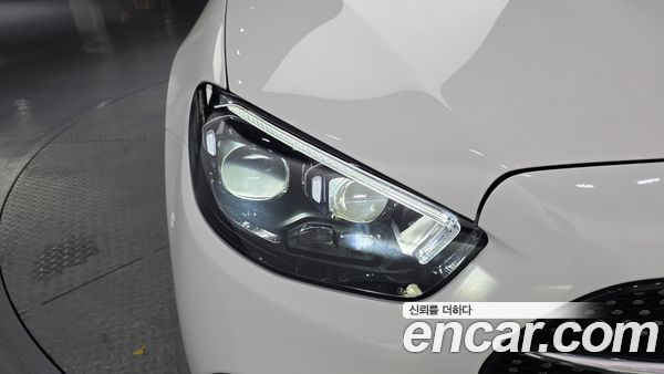 Mercedes-Benz E-Class 2021, фото 8