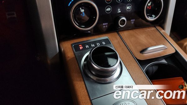 Land Rover Range Rover 2022, фото 9