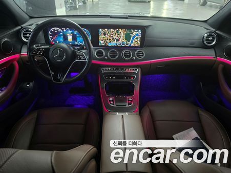 Mercedes-Benz E-Class 2023, фото 7