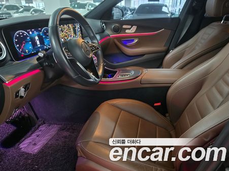 Mercedes-Benz E-Class 2023, фото 14