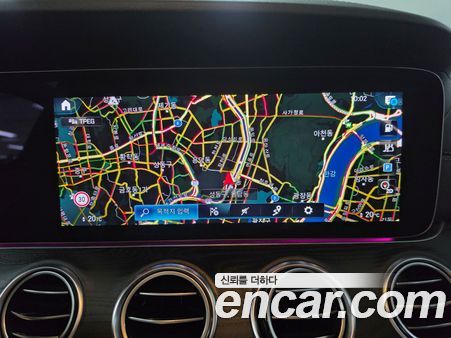 Mercedes-Benz E-Class 2023, фото 16