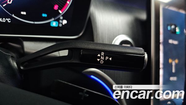 Mercedes-Benz GLC 2023, фото 11