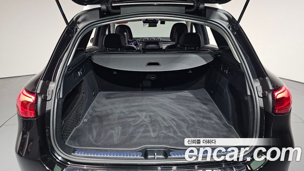 Mercedes-Benz GLC 2023, фото 25