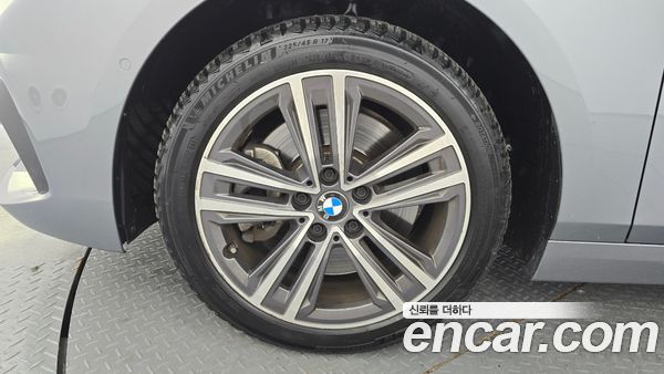 BMW 1 Series 2022, фото 5