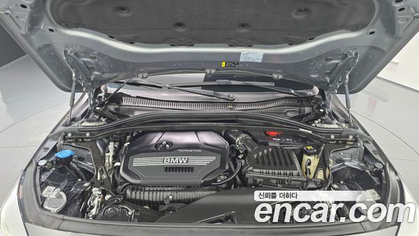 BMW 1 Series 2022, фото 6