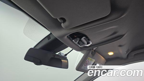 BMW 1 Series 2022, фото 24