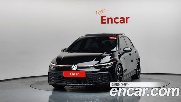 Volkswagen Golf 2025, фото 2