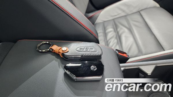 Volkswagen Golf 2025, фото 20