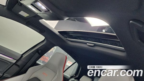 Volkswagen Golf 2025, фото 23