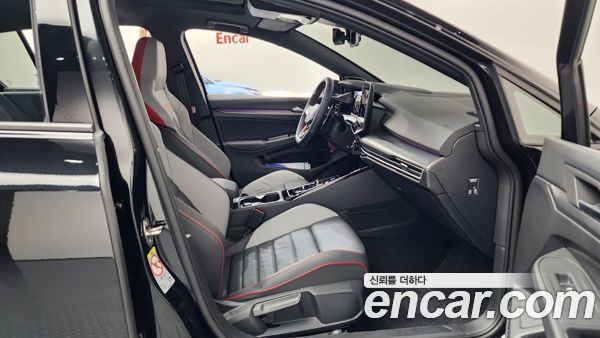 Volkswagen Golf 2025, фото 15