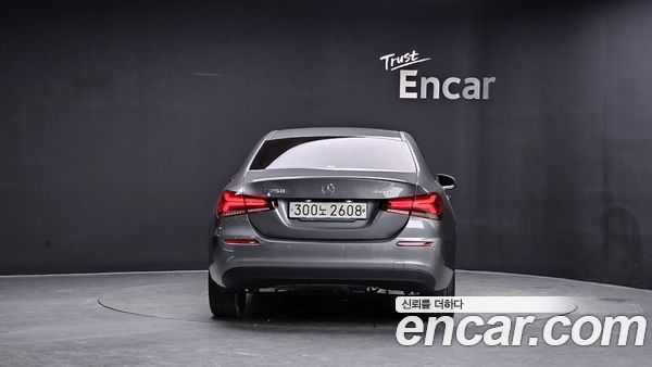 Mercedes-Benz A-Class 2020, фото 4