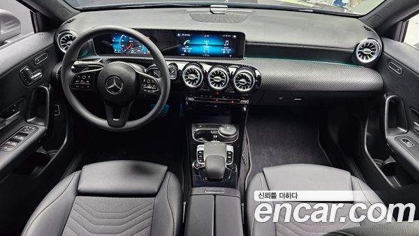 Mercedes-Benz A-Class 2020, фото 10